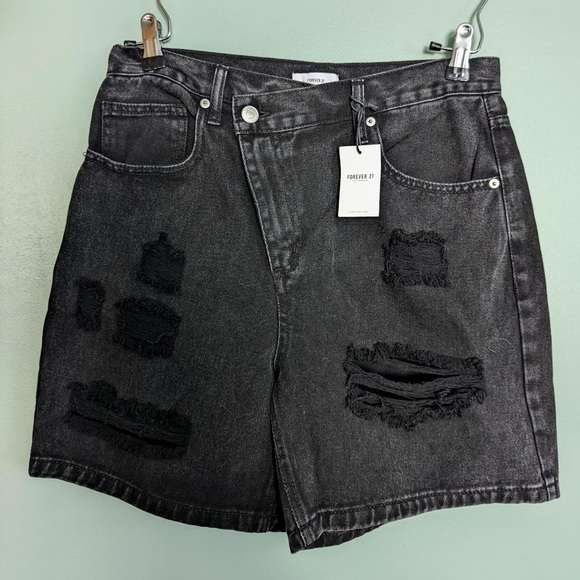 ZARA | Black High Waist Distressed Asymmetrical Shorts - Picture 2 of 5